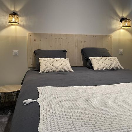 Cote Nuit Apartment Capestang Bagian luar foto