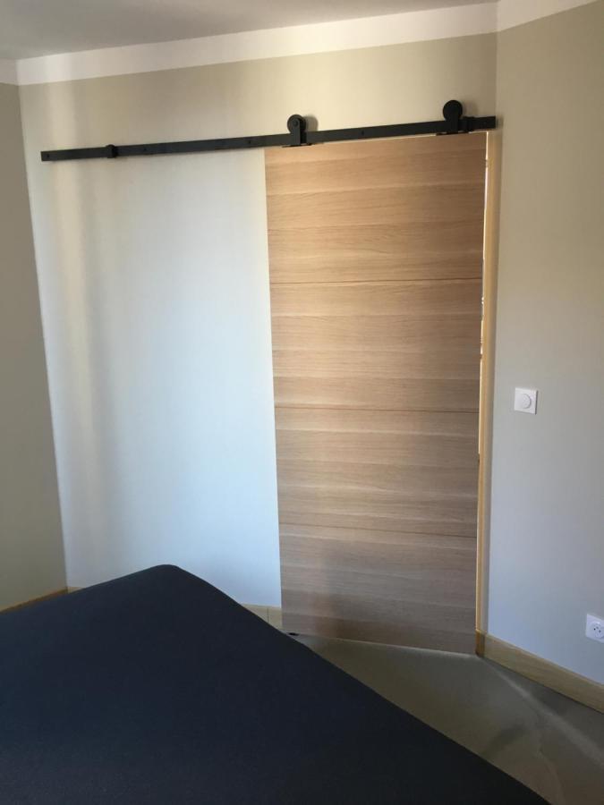 Cote Nuit Apartment Capestang Bagian luar foto