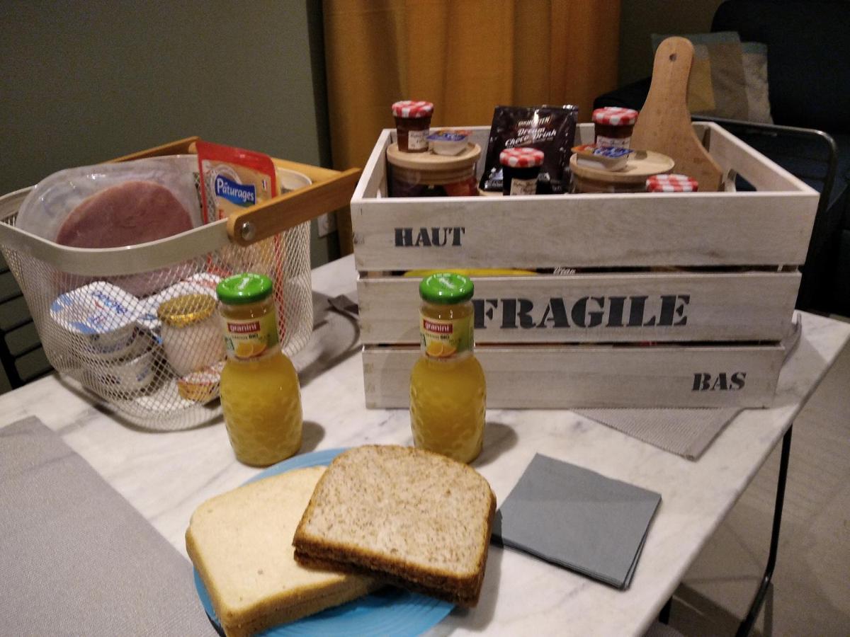 Cote Nuit Apartment Capestang Bagian luar foto